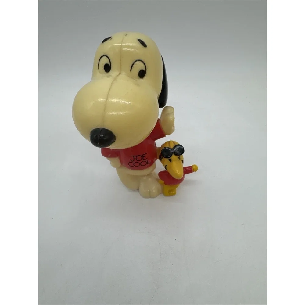 Vintage Snoopy & Woodstock Plastic Figure 1972 United Feature Syndicate Peanuts
